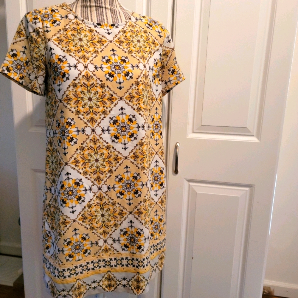 ($10 sale 🌿) Lulu's Dandy Lion Yellow Shift Dress